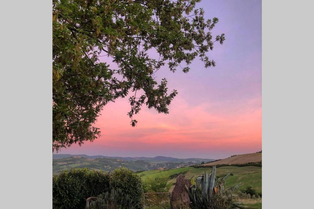 Casale Meraviglioso Val D'orcia Con Piscina * Radicofani